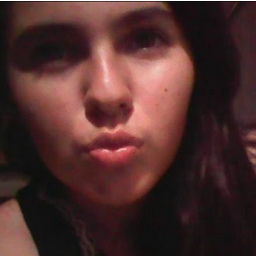 Garotas podem parecer frágeis, mas não são bobas. Hoje elas choram, amanhã elas se vingam. #SoudoAndre' ზ