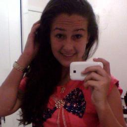 Ignore o que te faz sofrer, abrace o que te faz feliz! :D