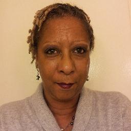 Classy Lady!  Doing Me/Mom/Sista/Friend......no drama....just wanna have fun and not looking for alot extra shyt. Lovin Life!!!!!!!