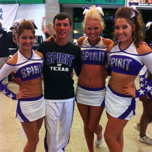 i AM natalie castillo:) Cheerleading is my life3 I am short and not ashamed SPIRIT OF TEXAS SENIOR MEDIUM COED 5 bby:) I am a flyer as well:)