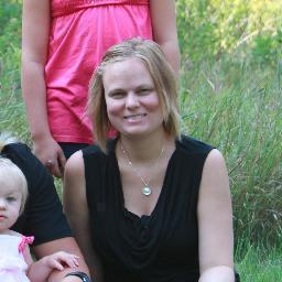 jennynitchals's profile picture. Educator, Estherville Lincoln Central Technology Integrationist, wife and mother of 3 beautiful girls #HAPPY