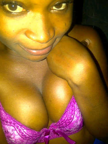 BBpinshare9ja's profile picture. FUCK it, I hate love, amma keep fucking around