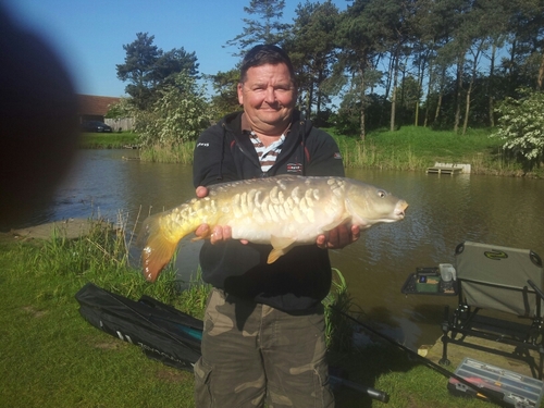 richardhartle11's profile picture. 