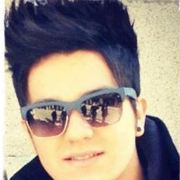 Bio é vida,vou resumir a minha:Luan Rafael Domingos Santana!  Parceria:@inquilinasls Desde 2010
 Seguido Por:@AJ__26  @Formigaols Luan Seguiu__/__/____(yn