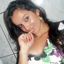 ~♥ Prα que descrever αqui meus defeitos&quαlidαdes
se você me julgα como bem entender (!)
fαçα melhor