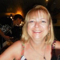 Julia Ives (@60jives) 's Twitter Profile