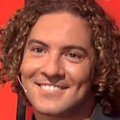 Official Koucher de 'La Voz'. Ex de Chenoa. El rizitos de oro español. Soy un mostruo, pero vosotros sois tos mu grandes! PD: ¡Ole que ole!