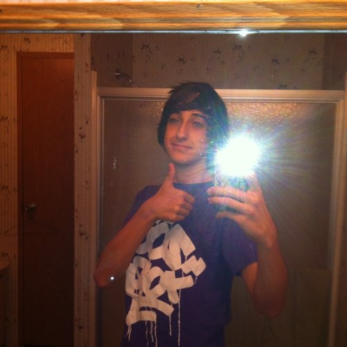 bbiondo4's profile picture. I bet you'd just love to know, wouldn't ya?