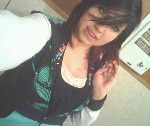 Follow Me On Instagram At : esperanza_mf . && Add Me On FaceBook At : Esperanza No'Lovee .