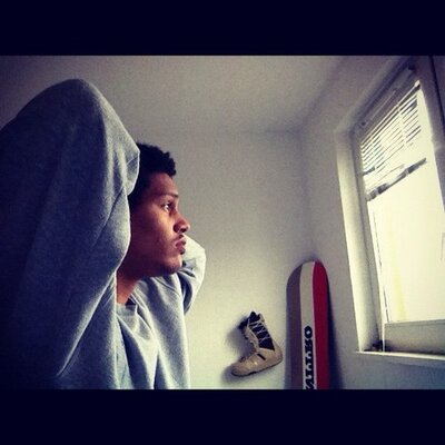 Ritchie Adenuja On Twitter Sit Yo Sexy Ass On That Couch Wipe