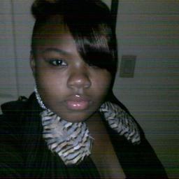im one who really dont give two fuxxz about whats not real ii love my boyfriend and aint worried about no other bitch takin him