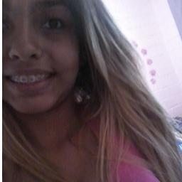 -U


 → & um dia a gente simplismente muda.  (yn  ♥