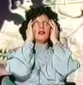 Annamariagala's profile picture. Sensitiva degli antichi. Icona pop. Parlo l'aramaico, l'egizzio antico, scrivo le scritture sacre. Per chi non mi conoscesse: http://t.co/aMArJP7tGT *fake*