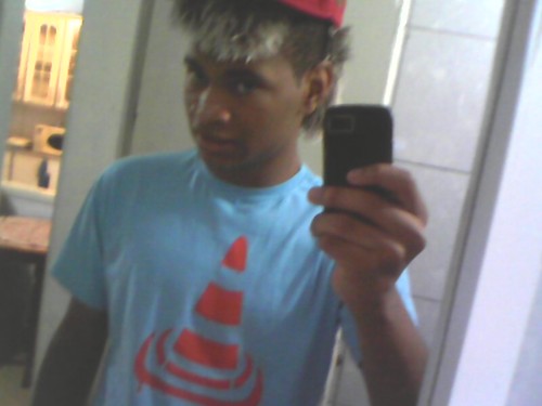tiiiiiiiiiiamooooo inteeeeeeeer , não somos comos los putos da sériee BBBB !! (8)