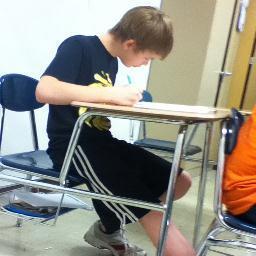 i am a 14 year old gamer that goes to United Township High School i am a freshman and have many FRIENDS
Long Blonde Hair