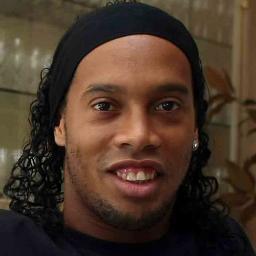 FC FEITO para o cara que sempre vai ser o melhor do mundo..... Ronaldinho Gaúcho !!