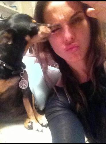 celeKateDCfans's profile picture. Soy una #KDCLovers de Corazón, solo me queda decir que @katedelcastillo es una Gran Mujer.