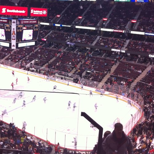 joshcourtney12's profile picture. 