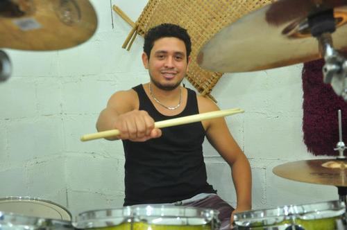 Sou Robson Mesquita (Nosbor Drums) Amor a Musica