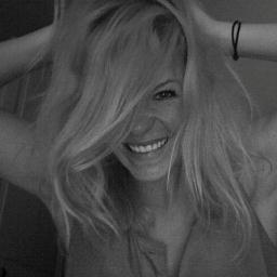 maud_joe's profile picture. Penholder @GBHmusic & Whipper @ArtIsALiveParis
http://t.co/hiqkbS5tho