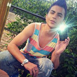 Soy Loko Igual Q ! @viskelysmariana ! 
y fans de @LpezJaviier =)