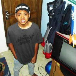 nyibenyib's profile picture. MUDA BEDA DAN BERBAHAYA !