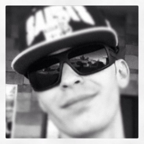 Free agent active PS4, PS3 and Wii U player sniper streamer commentator looking for a team to join no matter how big or small I play for the love of the game