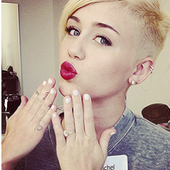 my love for them lasts until the end of the world, is so good to love them, my world revolves around them.. @MileyCyrus and @ddlovato and TVD are mine!