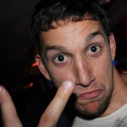 I am a free runner live in woburn dont really know what else to put here #TeamFollowBack