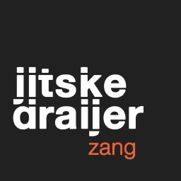 JitskeDraijer's profile picture. owner De Beweegliedjes | muziektherapeut MA  | SI-specialist | zangpedagoog | zangeres | ‘wat je niet voelt kun je niet zingen'
