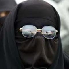 persona al azar que suele seguirte, twitts mediocres y poco más
