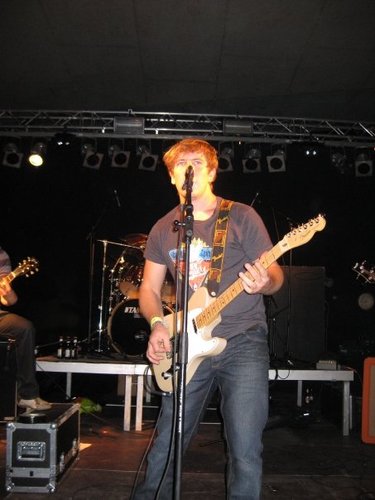 Allround rock & roll it nerd.