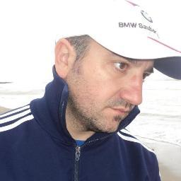 Si la Vida me da limones, yo hago limonada. Mis hijas mis soles, mi mujer unica. A mis viejos mucho Los Quiero como son.