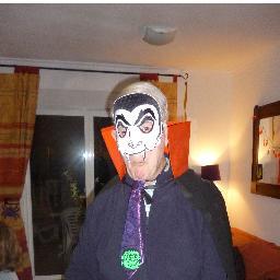 itsfrankadvice's profile picture. Hi, I like to look on the bright side of life and blog about it here http://t.co/a1n42nWlw0