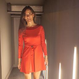 Hemos creado esto blog para compartir la experiencia de ser mujer en esta ciudad #Bilbao aprender de #Moda, #belleza, #decoración y sobre tod divertirnos juntas