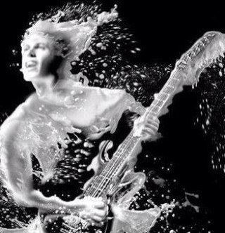 I am the next Rock Legend, well, almost. I luvs mountain bikes,4square travelling & music.