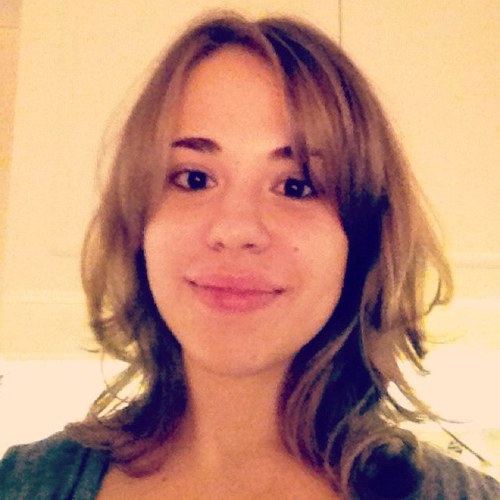 sue_q55's profile picture. Avid music, arts & crafts and foodie gal.