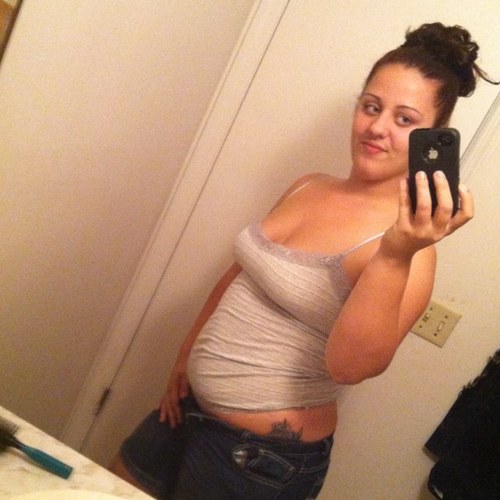 italian_qween's profile picture. 20| i got a beautuful 2yr old son| my main bitxchs is @kadi_jae33 & @boss_baby77| if yu wna kno some just ask !