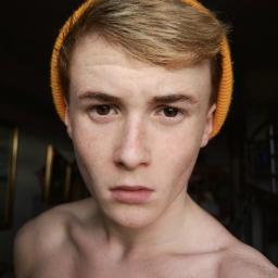 @Chloee_Thorpe is one sexy sloth x
Knee high socks, nike airs,nike blazers, skinny jeans, snapbacks, girls in beanies, tie dye, creepers. Bein a ind fukrz 2 kl