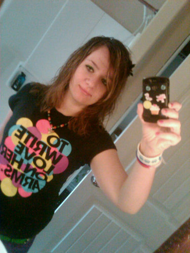 My name is Bri I am a skater and I am 16. My nickname is Gummiebear. I am a girl mma fighter so follow me.