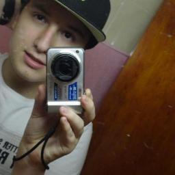 Se os olhos refletem os sentimentos da alma, os que me verem sorrindo choraram comigo.