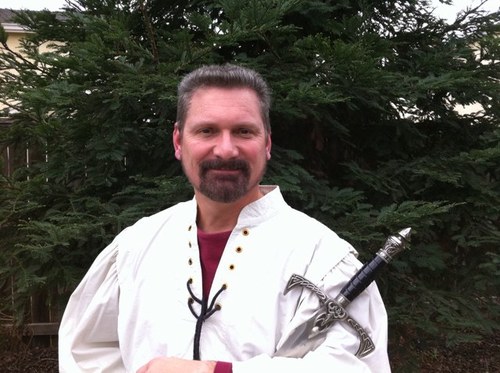 Single Father of 3-Girls & 1-Boy, Army Vet, Sergeant, Christ Follower, NRA Member, Constitution defender. Molon Labe, My hope is in God not men. Views are mine.