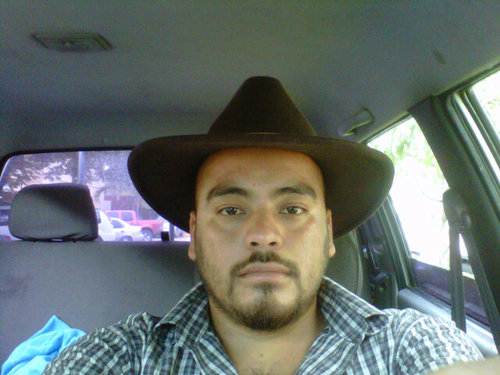 Soltero. Y para las q tienen whatsApp.+5049750-4206