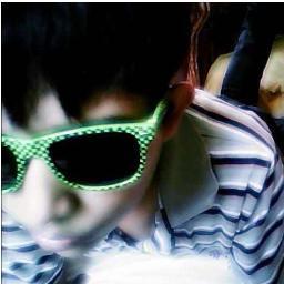 Si Me Siges T Sigo Entrando En El Mundo Del Twitter Aww Y Donde Estan  Los Grillos LGBT  *_*