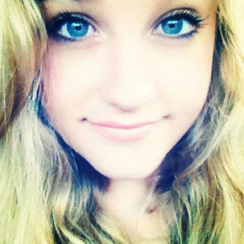 FranceMainiac's profile picture. Mainiac - Je viens de le beau pays France - Rein ♥ Nils ♥ Daan ♥ Owen ♥ - @TweetMainstreet suivez-moi et moi tweeté @reinduif moi tweeté ♥ @0547daan tweeté
