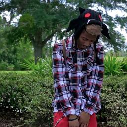JoJo from the music group W.T.F (When Textbooks Fly) mention me i follow back