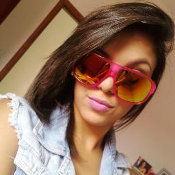 Follow, follow, follow!
Vamos lá, é só clicar nesse butãozinho e já está me seguindo!
Follow, follow, follow!
