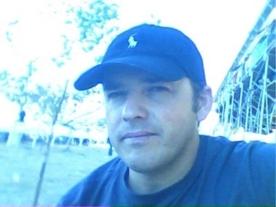 eu so qro ser feliiz  
 levαr α vidα numα boα