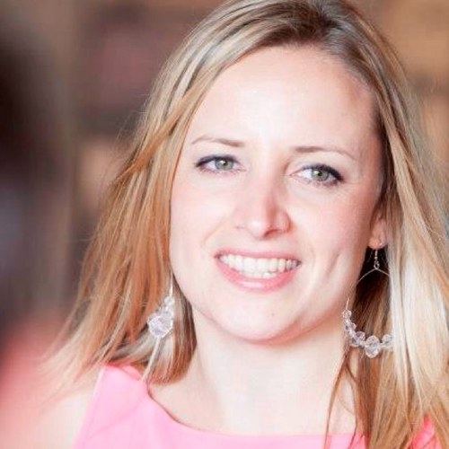 amy_lou42's profile picture. 