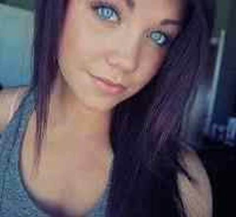 I am 25 sometimes crazy. I enjoy spending time with my friends & family. VA